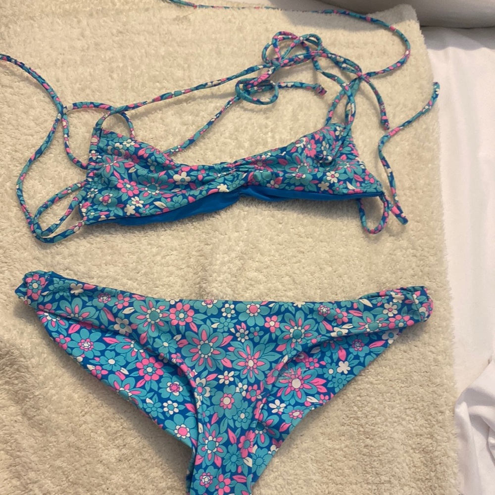 ADORABLE FRANKIES BIKINI